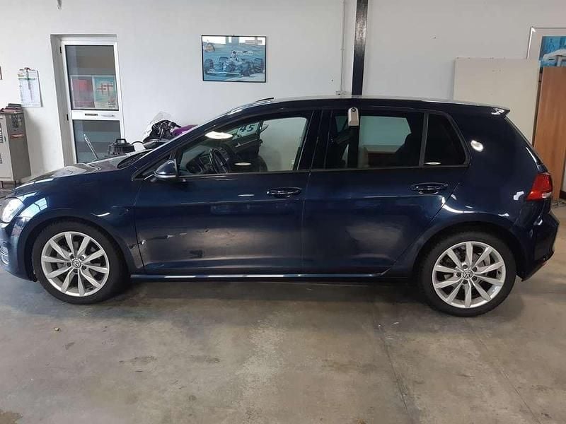 Usata VW Golf VII Highline 110 CV (80 kW) 2013 Blu Berlina