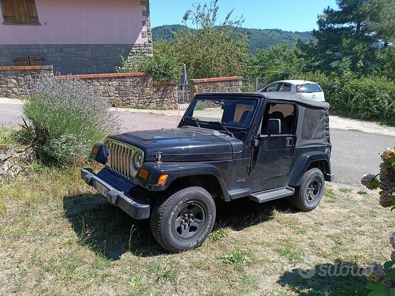 Usata Jeep Wrangler 177 CV (130 kW) 1997 Nero SUV
