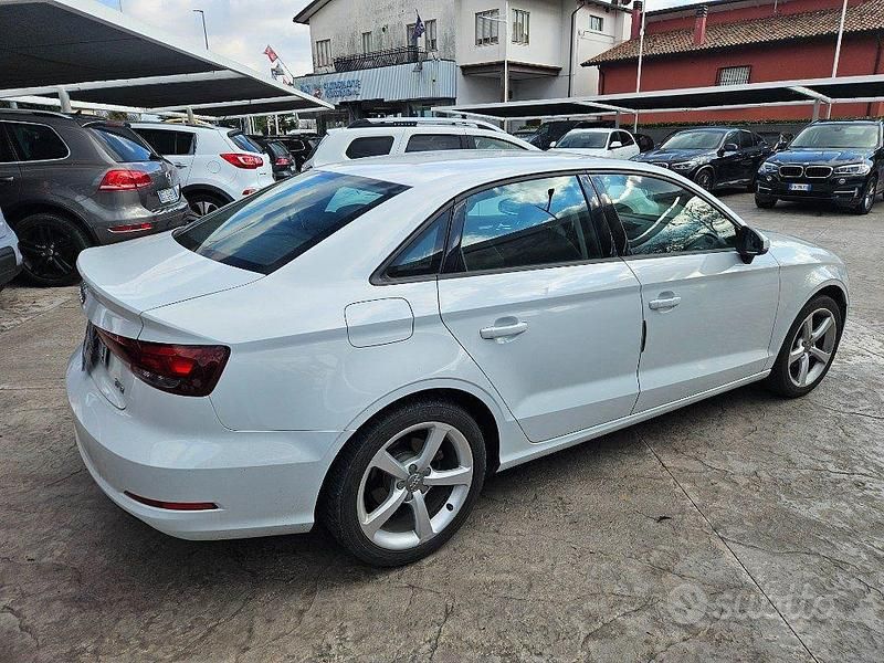 Usata Audi A3 Ambition 125 CV (91 kW) 2015 Bianco pastello Berlina