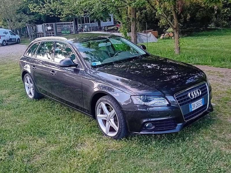 Usata Audi A4 Ambiente 160 CV (117 kW) 2008 Grigio Station wagon