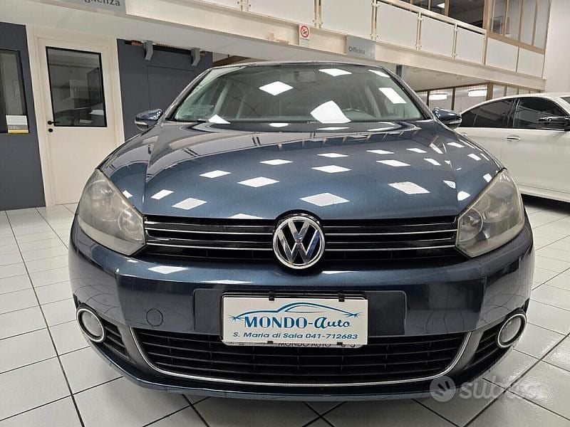 Usata VW Golf VI Highline 105 CV (77 kW) 2011 Blu Utilitaria