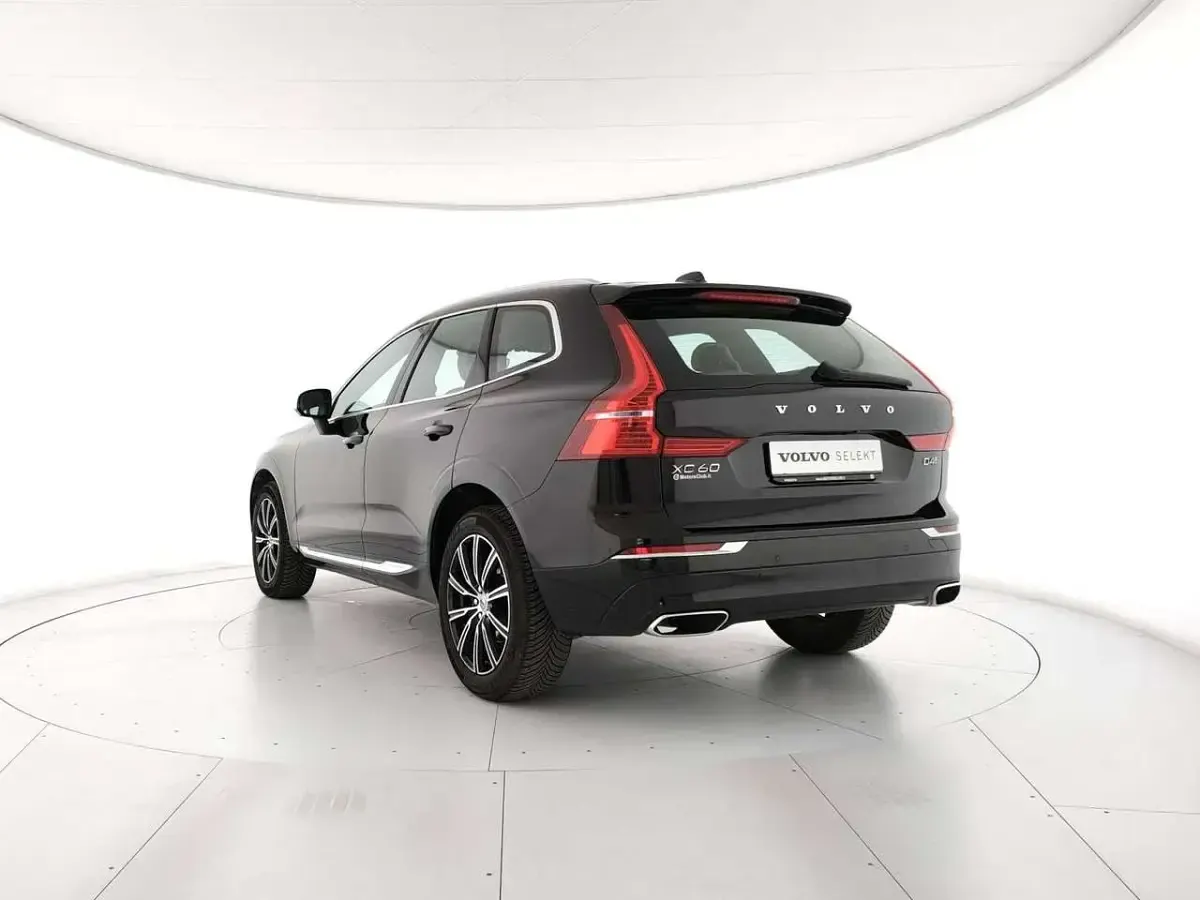 Usata Volvo XC60 Inscription 190 CV (139 kW) 2017 Nero SUV