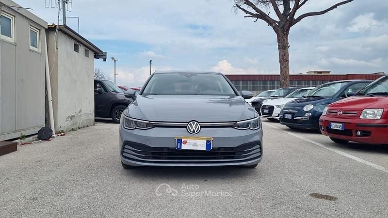 Usata VW Golf VII Life 150 CV (110 kW) 2021 Grigio Utilitaria