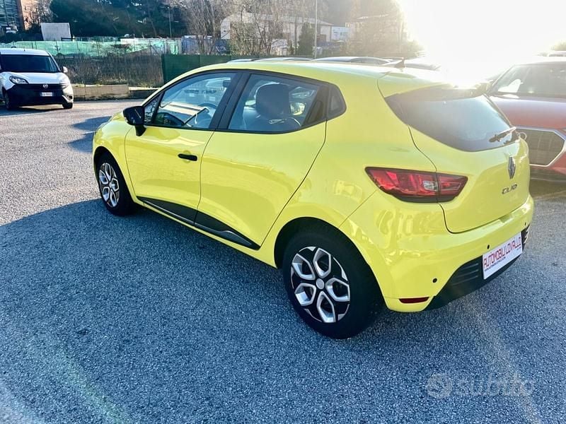 Usata Renault Clio IV 75 CV (55 kW) 2019 Giallo Berlina