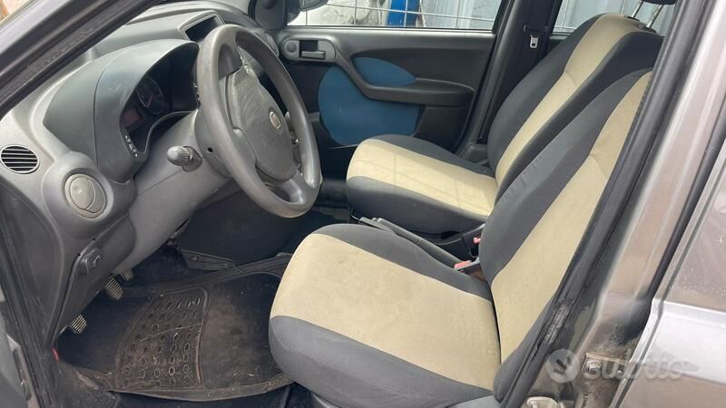 Usata Fiat Panda 77 CV (56 kW) 2010 Grigio Utilitaria