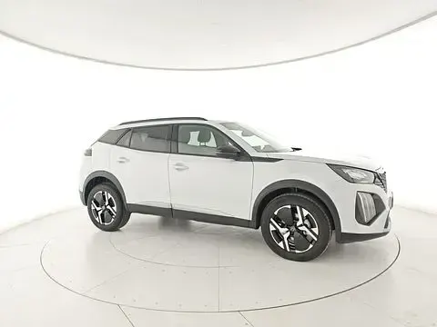 Usata Peugeot 2008 Allure 101 CV (74 kW) 2025 SUV