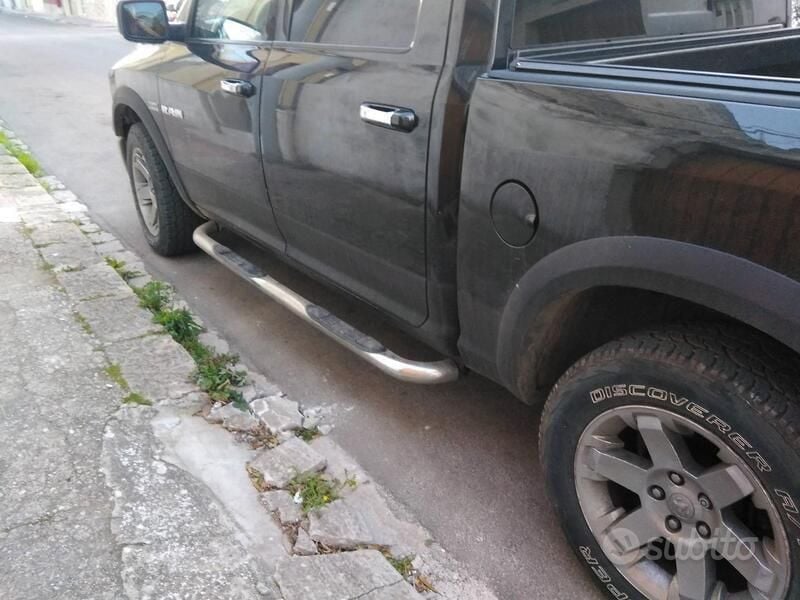 Usata Dodge Ram 2009 Nero Pick-up