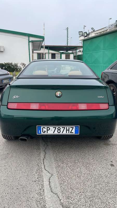 Usato 1997 Alfa Romeo GTV 3.0 Benzin 220 CV (14.000 €)