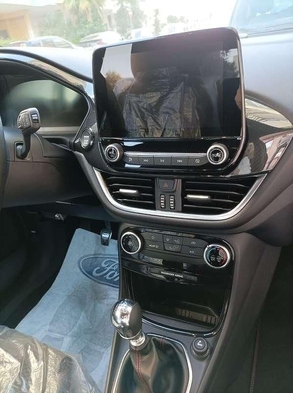 Usata Ford Puma Titanium X 125 CV (91 kW) 2020 Grigio SUV