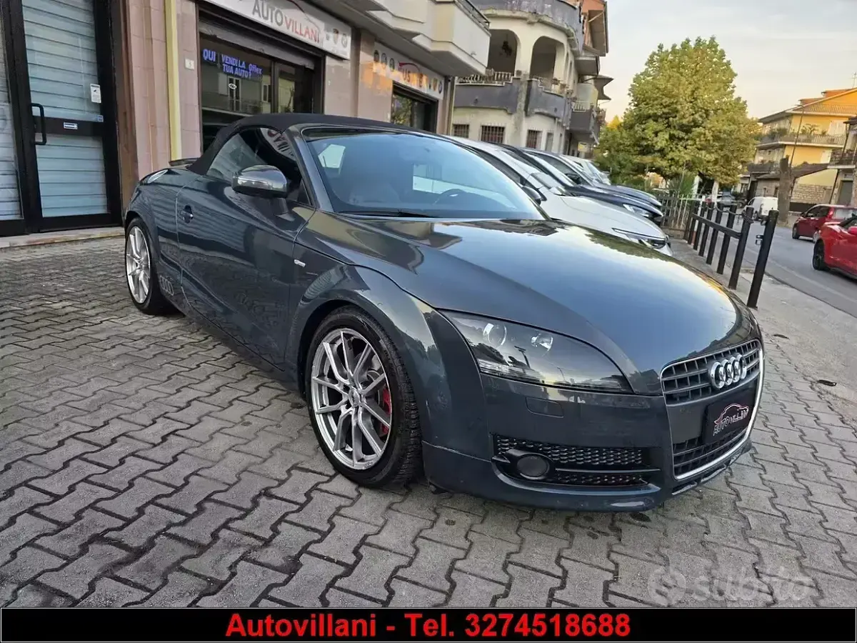 Usata Audi TT Roadster Advanced Plus 170 CV (125 kW) 2013 Grigio Cabrio