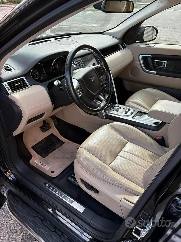 Usata Land Rover Discovery Sport 150 CV (110 kW) 2015 Nero SUV