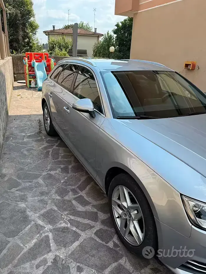 Usata Audi A4 Sport 190 CV (139 kW) 2017 Grigio Station wagon