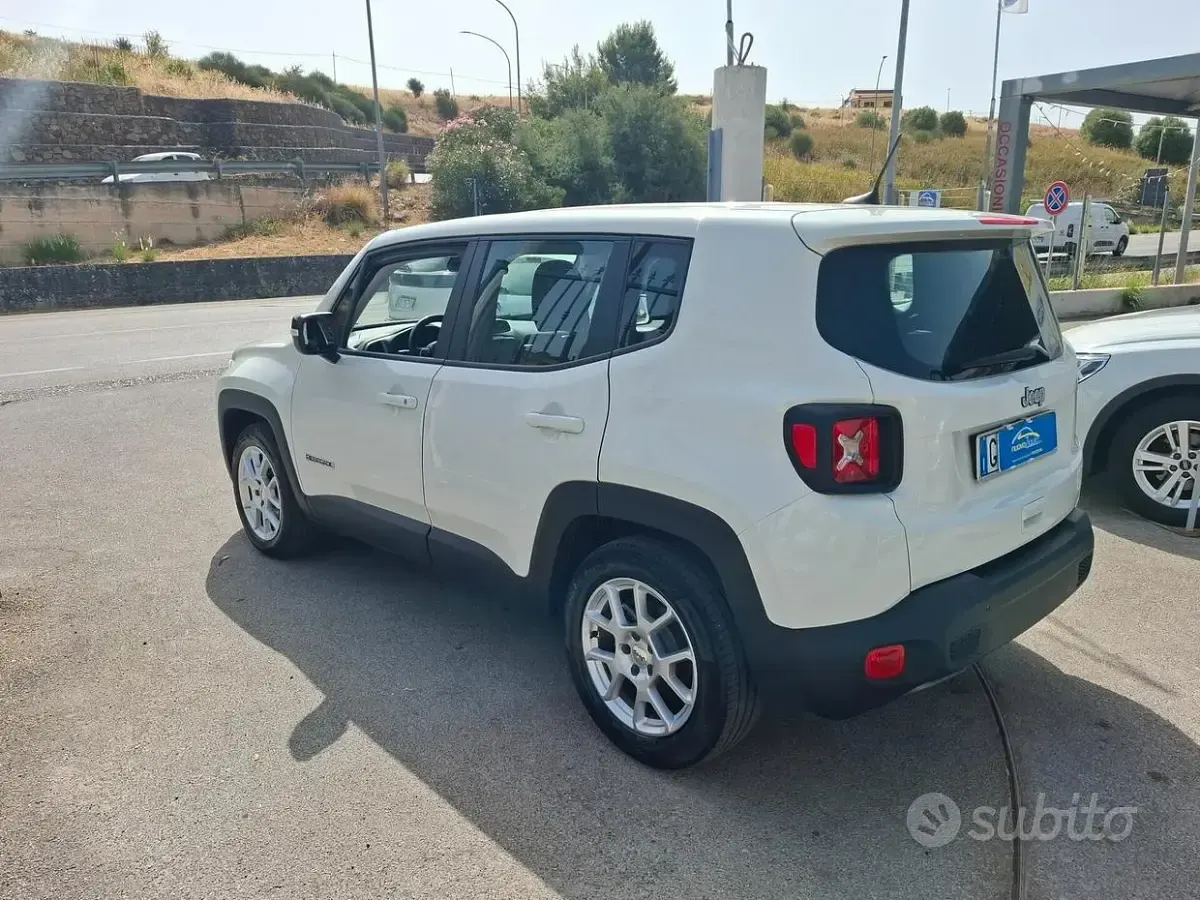 Usata Jeep Renegade Limited 130 CV (95 kW) 2023 Bianco SUV