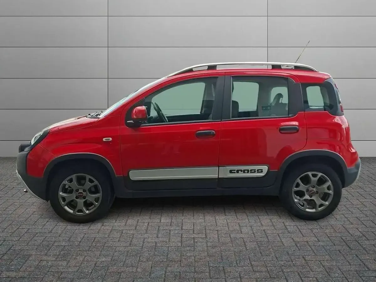 Usata Fiat Panda Cross Cross 69 CV (50 kW) 2018 Rosso Utilitaria