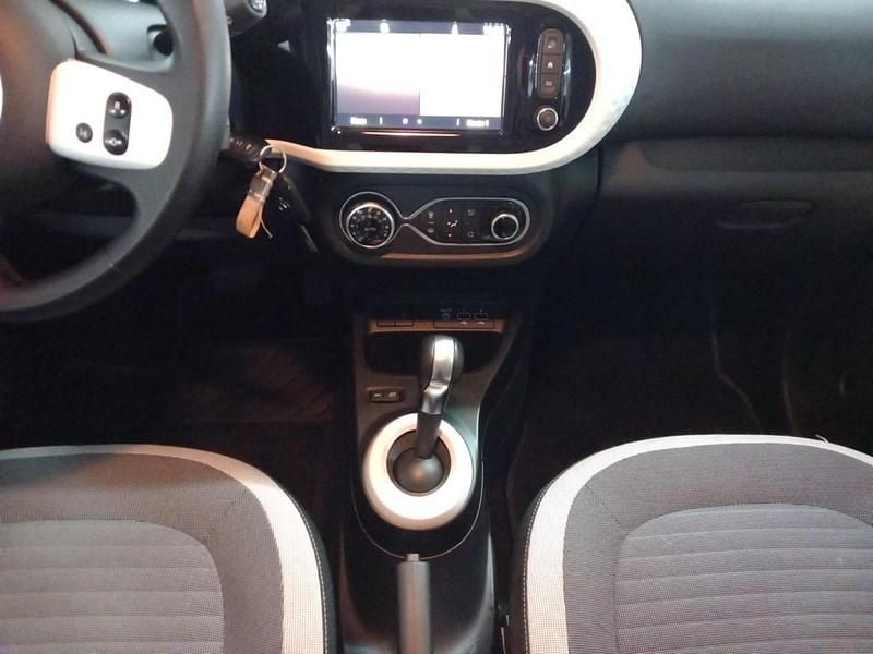 Usata Renault Twingo Equilibre 60 kW (82 CV) 2022 Azzurro Utilitaria