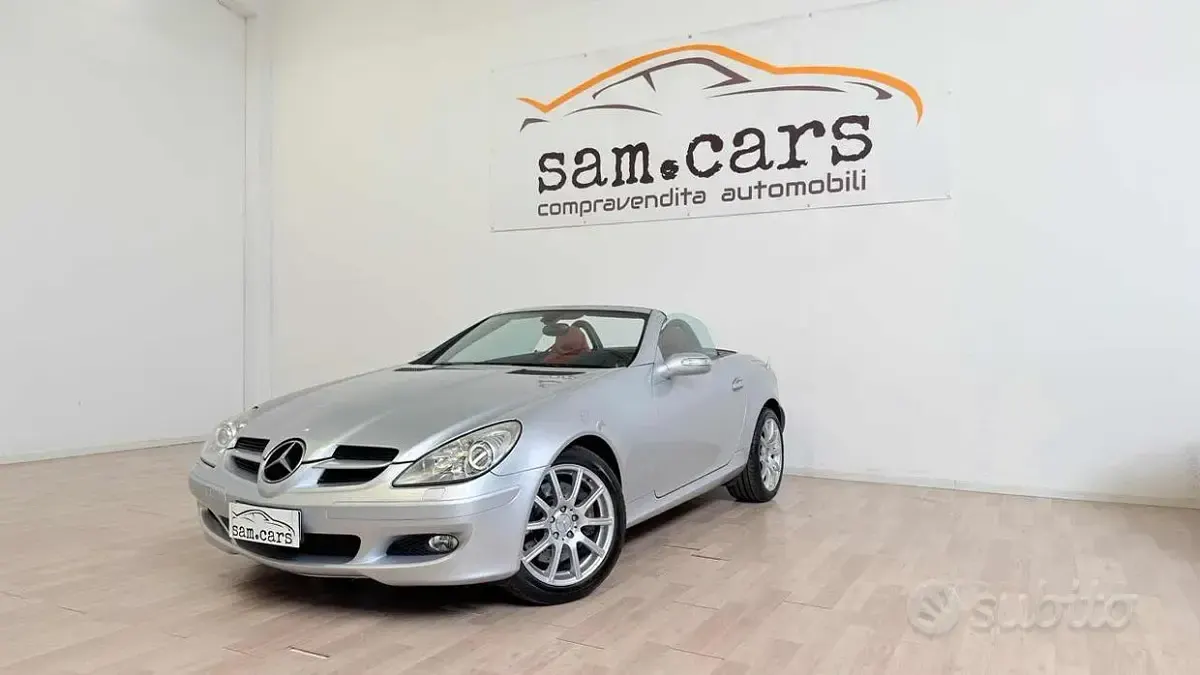 Usata Mercedes SLK350 272 CV (200 kW) 2005 Cabrio