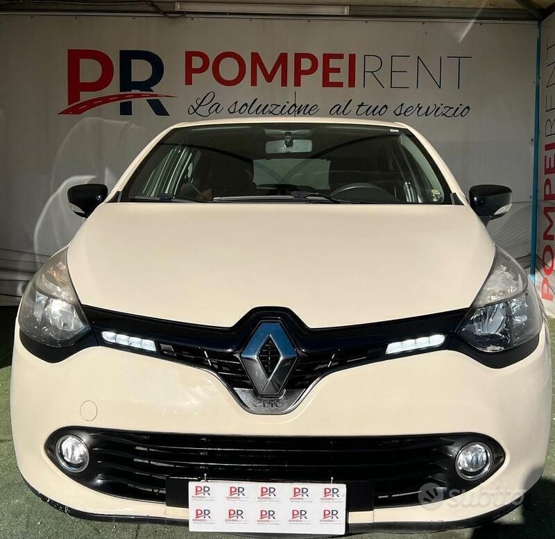 Usata Renault Clio IV 90 CV (66 kW) 2015 Berlina