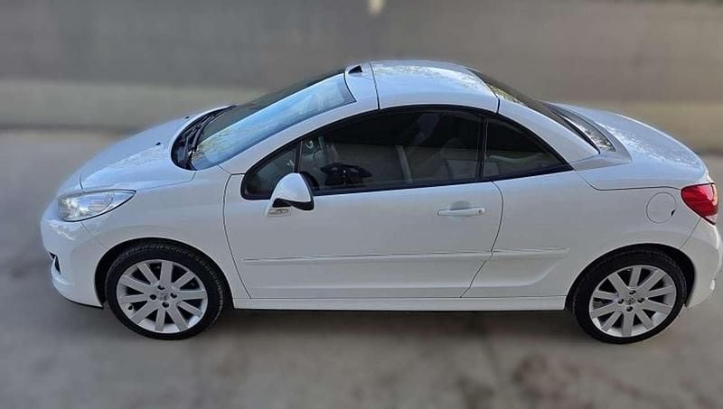Usata Peugeot 207 CC 111 CV (81 kW) 2010 Bianco Cabrio