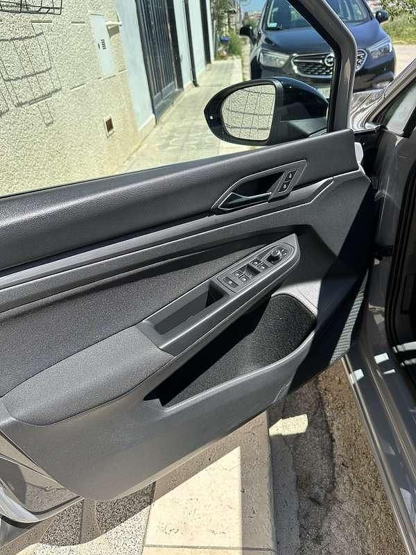 Usata VW Golf VIII Style 150 CV (110 kW) 2020 Berlina