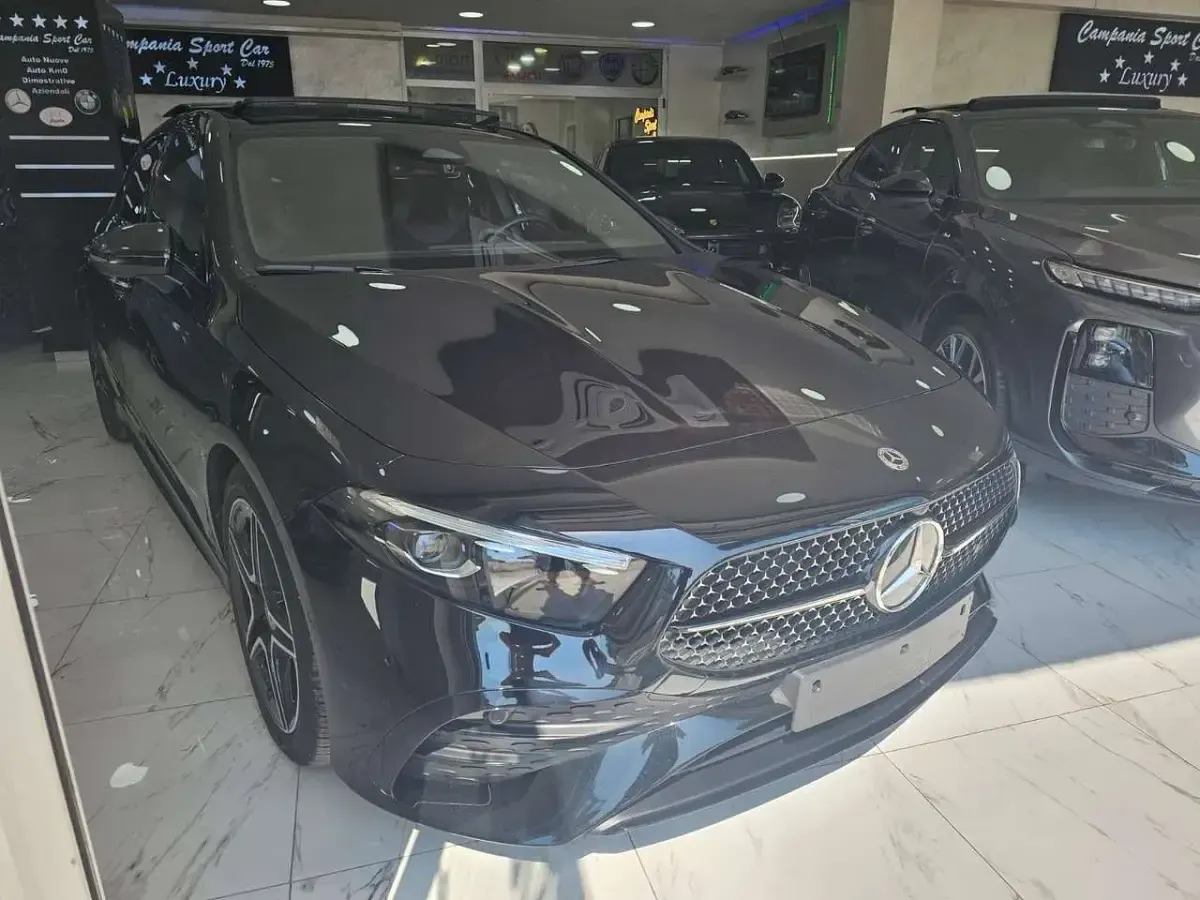 Usata Mercedes A200 AMG Line Premium 150 CV (110 kW) 2025 Black night metallizzato Berlina