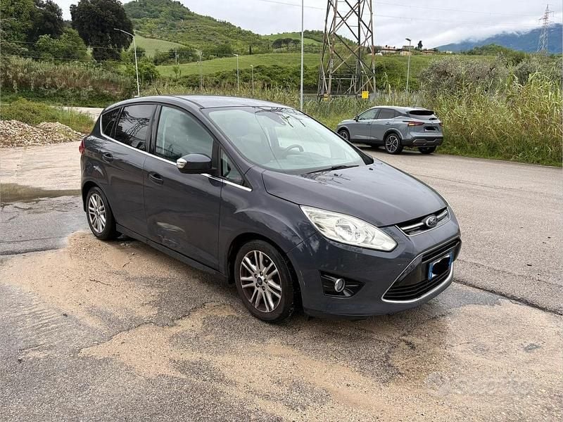 Begagnad Ford C-MAX Titanium 116 HK (85 kW) 2014 Grå Minibuss