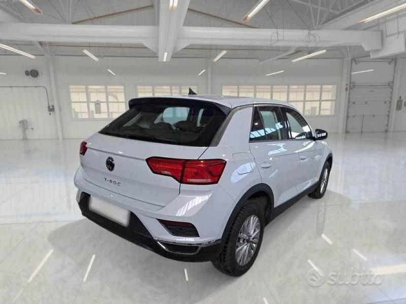 Usata VW T-Roc Business 150 CV (110 kW) 2021 Grigio SUV
