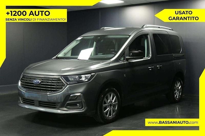Usata Ford Tourneo Connect Titanium 122 CV (89 kW) 2023 Grigio Monovolume