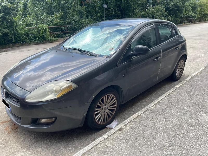 Usata Fiat Bravo 120 CV (88 kW) 2011 Utilitaria