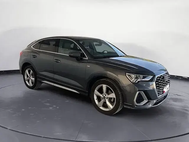Usata Audi Q3 Sportback S-Line 150 CV (110 kW) 2022 Grigio SUV