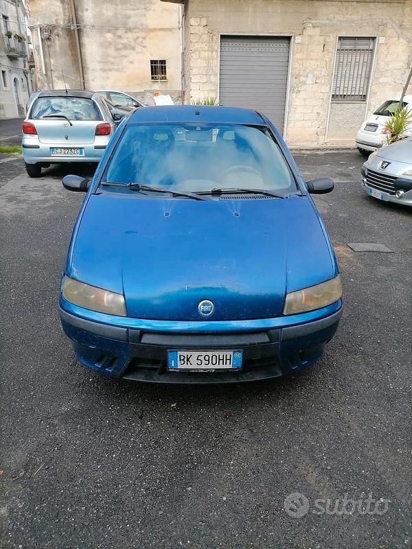Usata Fiat Punto 2000 Blu Utilitaria