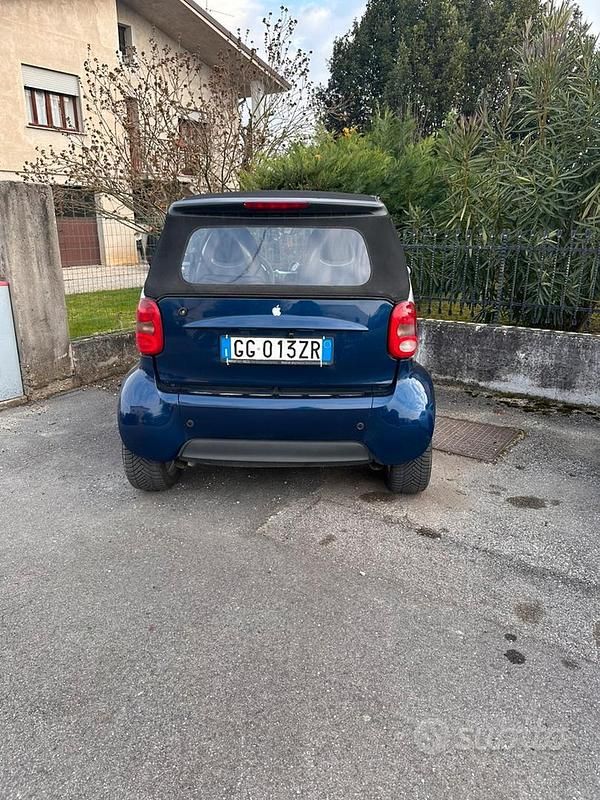 Usata 2006 Smart ForTwo Cabrio Cabrio | 2600 € (Buon prezzo) - Immagine 1/4