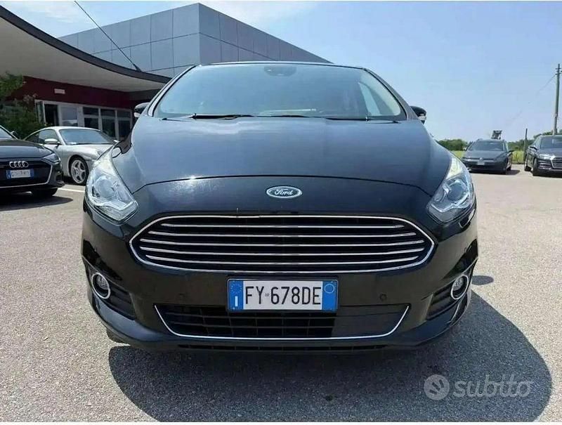 Usata Ford S-MAX Business Edition 150 CV (110 kW) 2019 Nero Monovolume