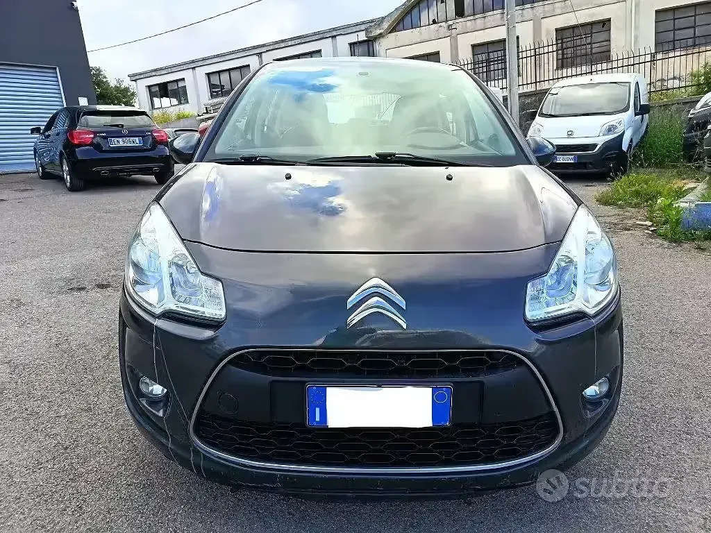 Usata Citroën C3 Exclusive 60 CV (44 kW) 2012 Grigio Berlina