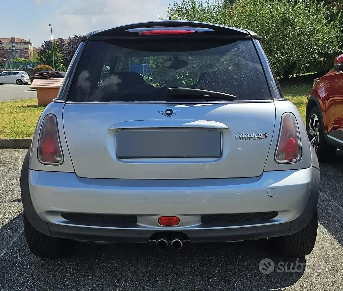 Usata Mini Cooper S 170 CV (125 kW) 2005 Grigio Utilitaria