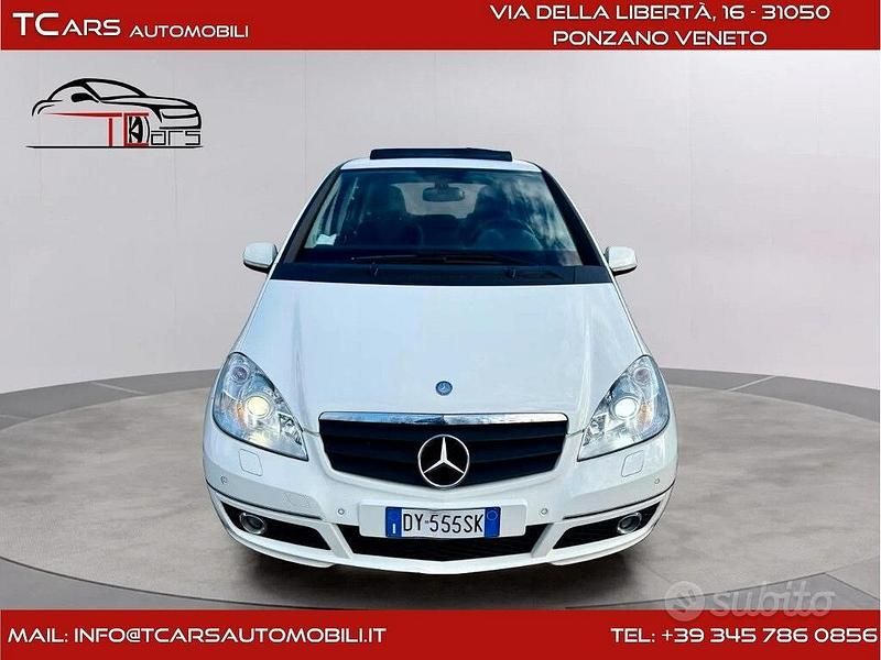 Usata Mercedes A200 140 CV (102 kW) 2009 Bianco Berlina