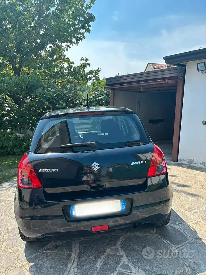 Usata Suzuki Swift 90 CV (66 kW) 2008 Nero Utilitaria