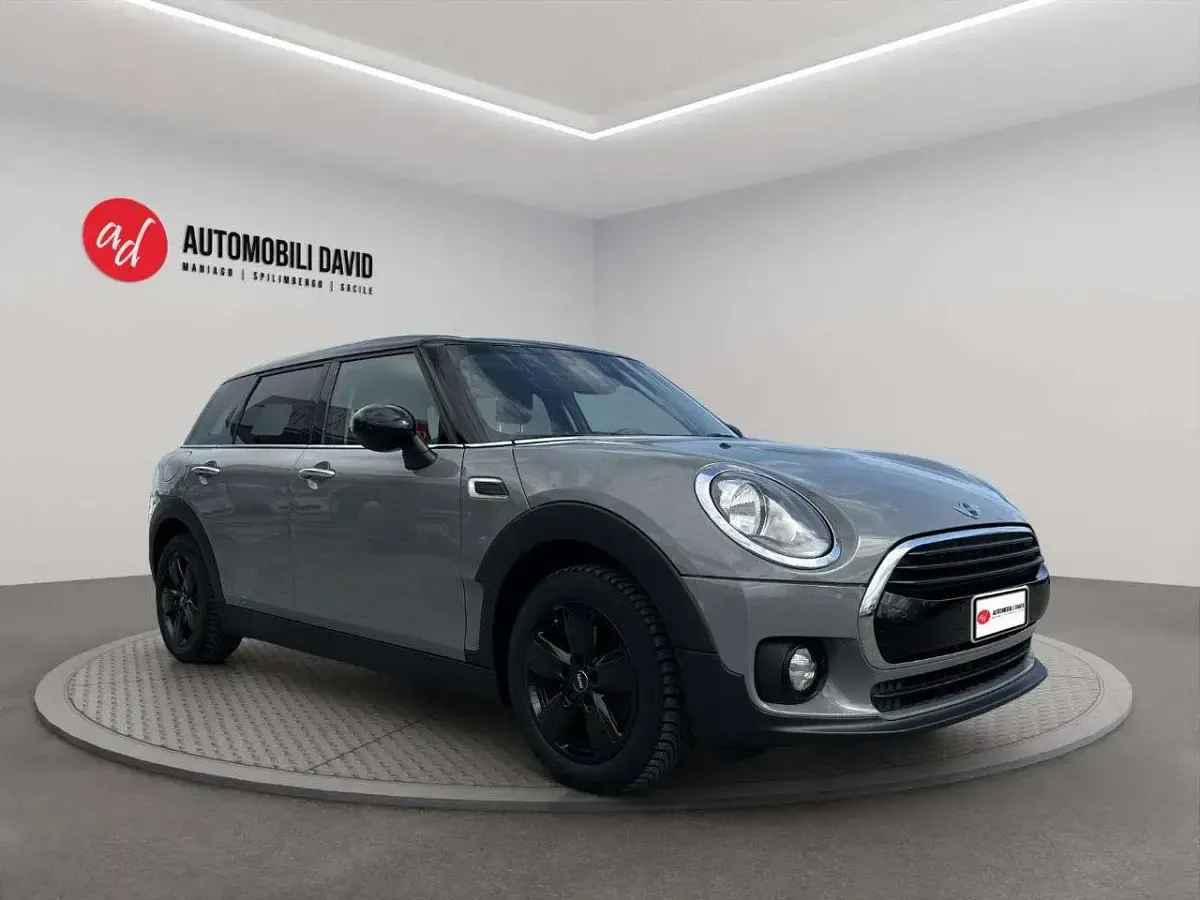 Usata Mini Cooper D Clubman Business 150 CV (110 kW) 2017 Grigio Station wagon