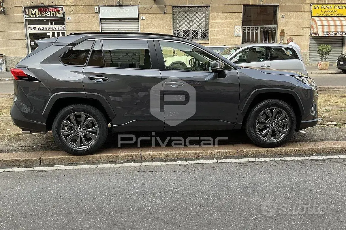Usata Toyota RAV4 Active 178 CV (130 kW) 2022 Marrone SUV