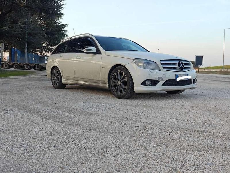 Usata Mercedes C220 Avantgarde 170 CV (125 kW) 2008 Station wagon