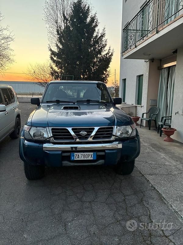 Usata Nissan Patrol 2004 Blu SUV