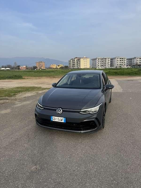 Usata VW Golf VIII Life 110 CV (80 kW) 2020 Berlina