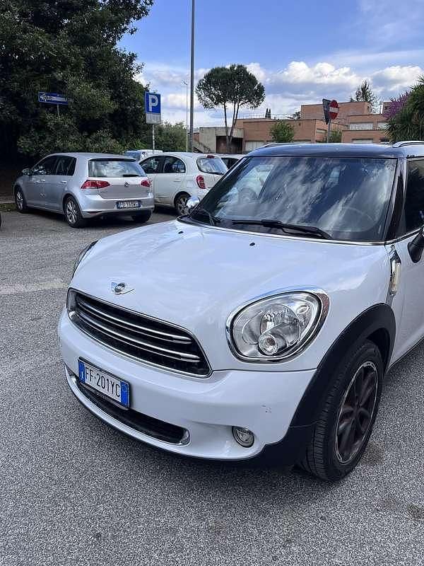 Usata Mini Cooper D Business 116 CV (85 kW) 2016 Utilitaria