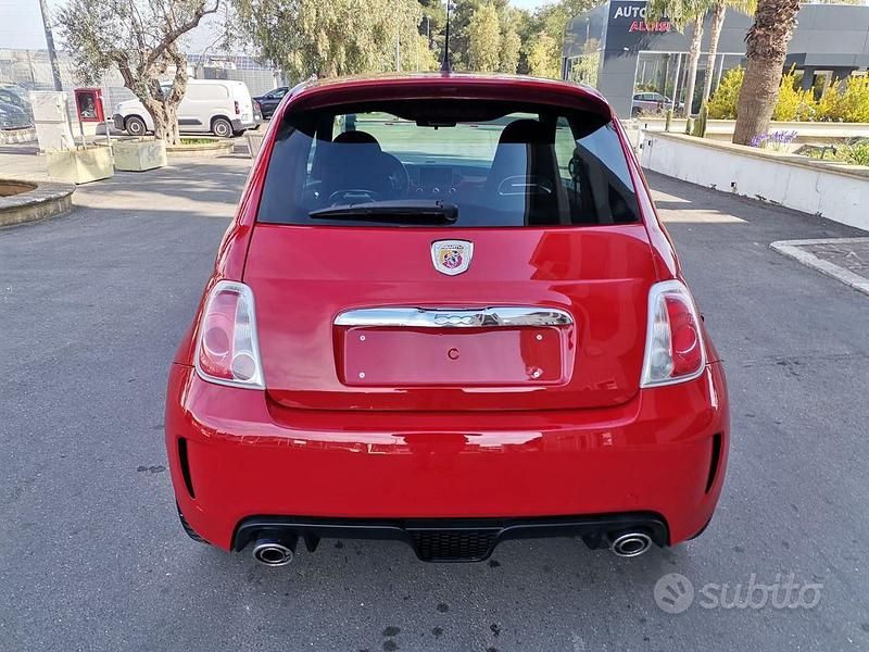 Usata Abarth 500 135 CV (99 kW) 2009 Rosso Utilitaria