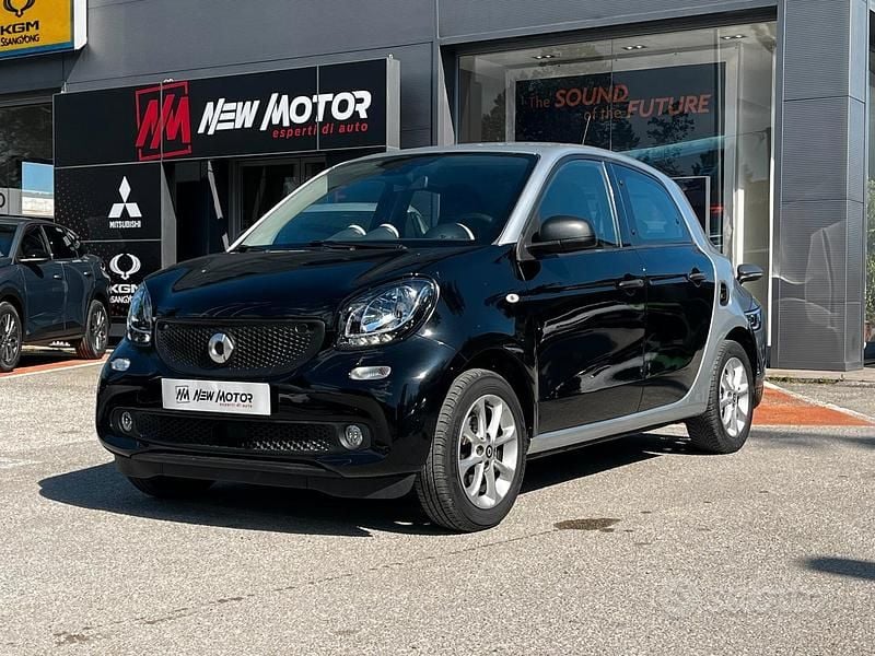 Usata Smart ForFour Passion 73 CV (53 kW) 2019 Nero Utilitaria