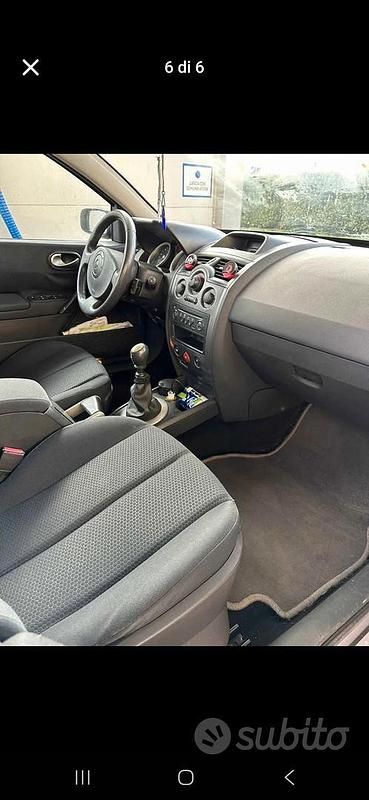 Usata Renault Mégane GrandTour 120 CV (88 kW) 2003 Grigio Station wagon