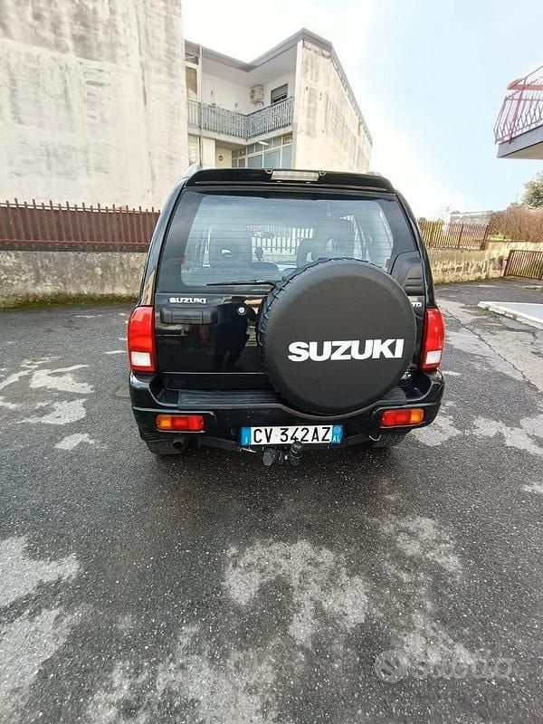 Usata Suzuki Grand Vitara 2005 Nero SUV