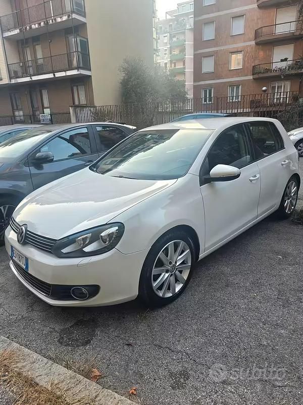Usata VW Golf VI Highline 122 CV (89 kW) 2011 Bianco Utilitaria