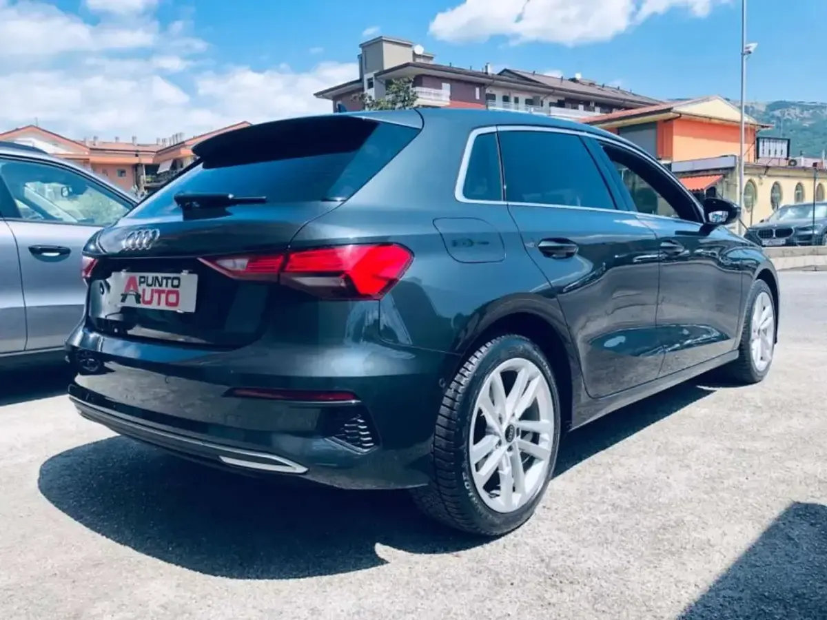 Usata Audi A3 S-Line 150 CV (110 kW) 2021 Antracite Berlina