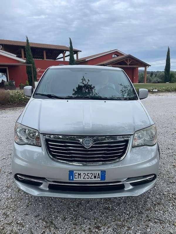 Usata Lancia Voyager Gold 163 CV (119 kW) 2012 Monovolume