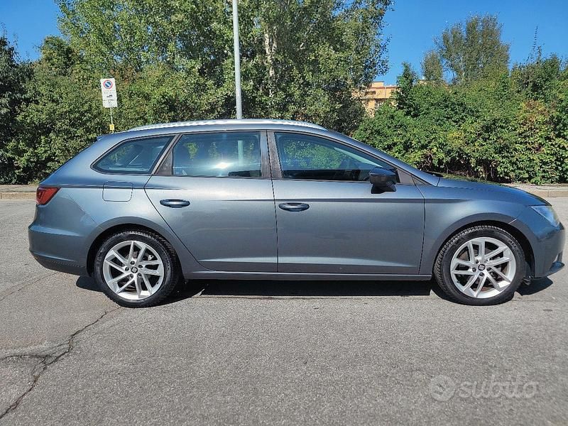 Usata Seat Leon ST Style 110 CV (80 kW) 2017 Grigio Station wagon